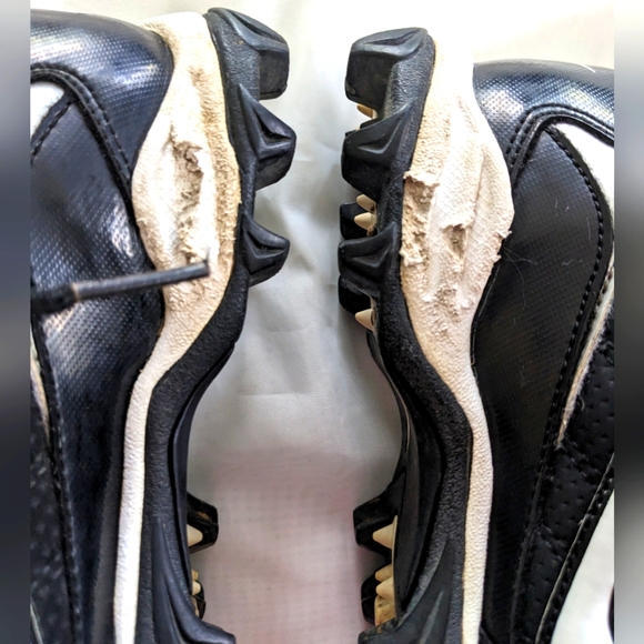 Nike Land Shark Youth Football Cleats - Picture 5 of 11